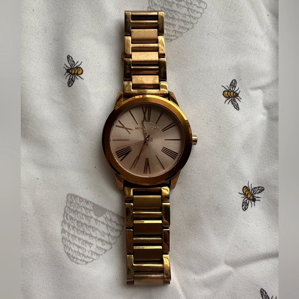 Michael Kors excellent women’s